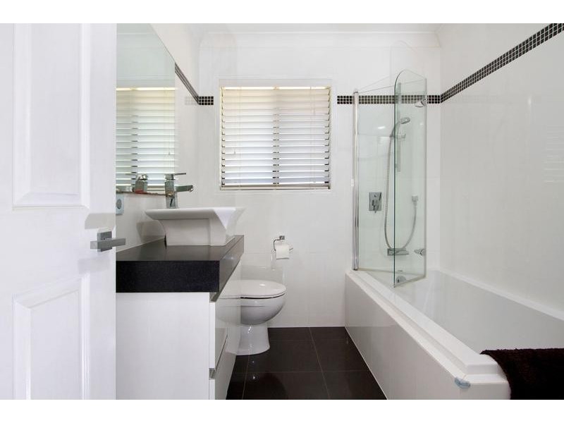 5 Ballard Place, Fig Tree Pocket QLD 4069