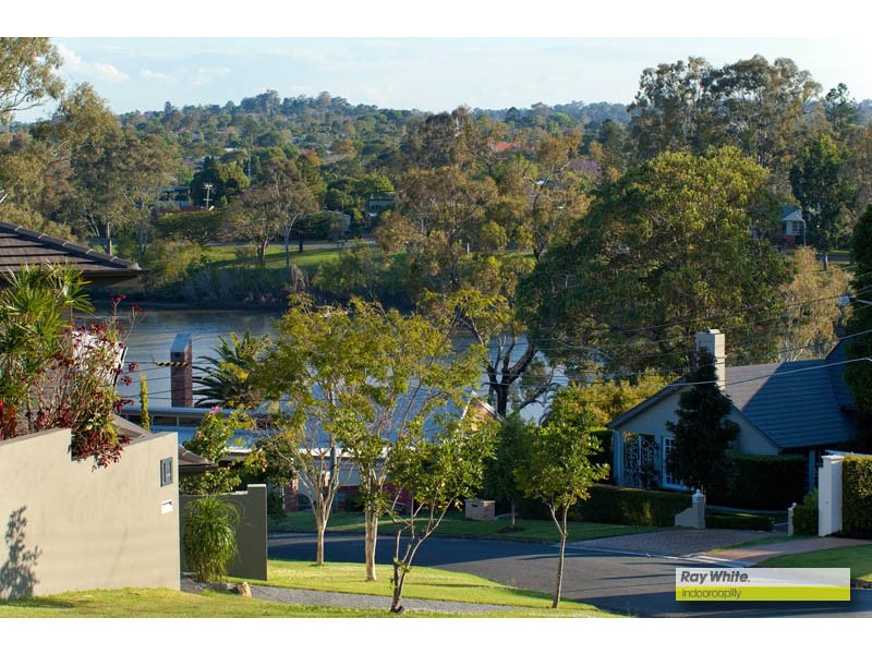 23 Glencairn Avenue, Indooroopilly QLD 4068