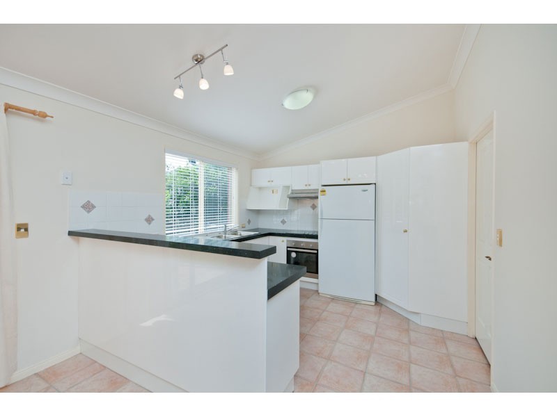 21 Queens Road, Taringa QLD 4068