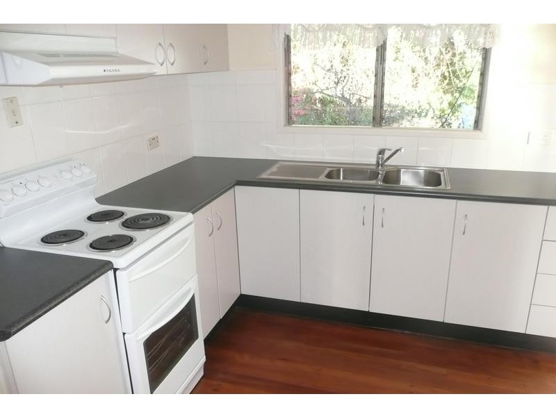 7 Taringa Parade, Indooroopilly QLD 4068