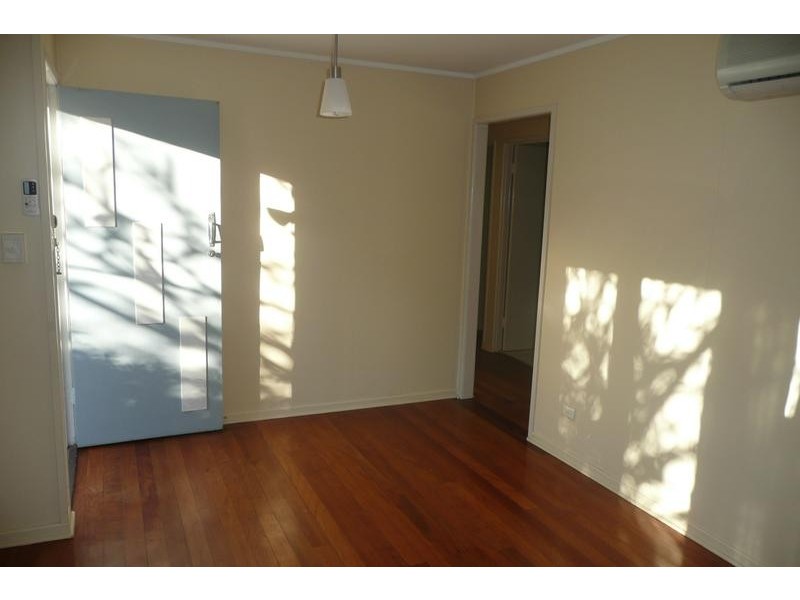 7 Taringa Parade, Indooroopilly QLD 4068