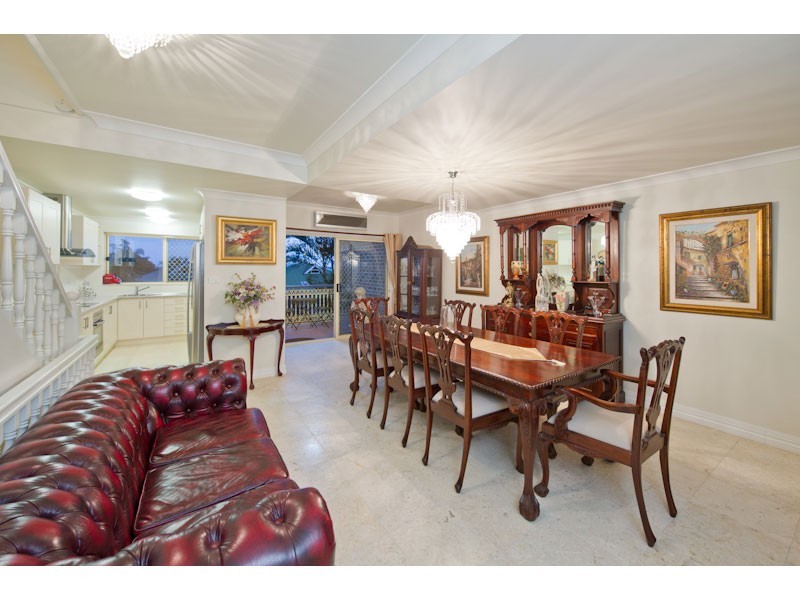 11/27 Swann Road, Taringa QLD 4068