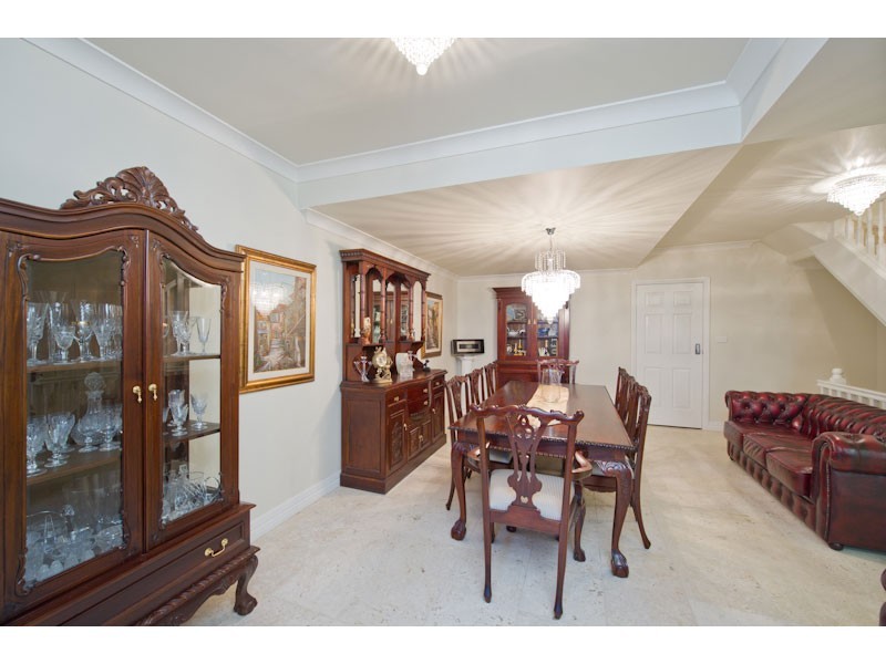 11/27 Swann Road, Taringa QLD 4068