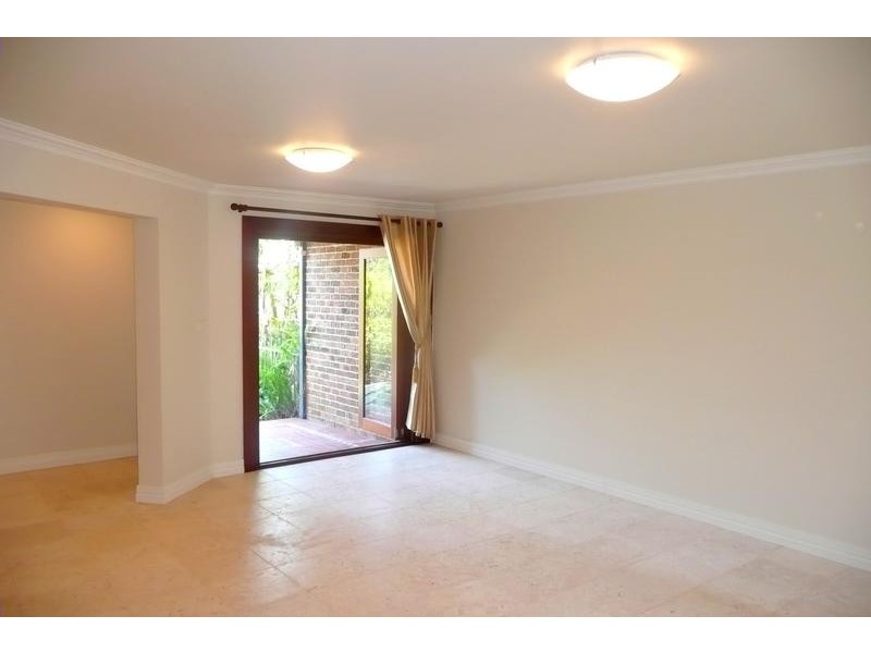 11/27 Swann Road, Taringa QLD 4068