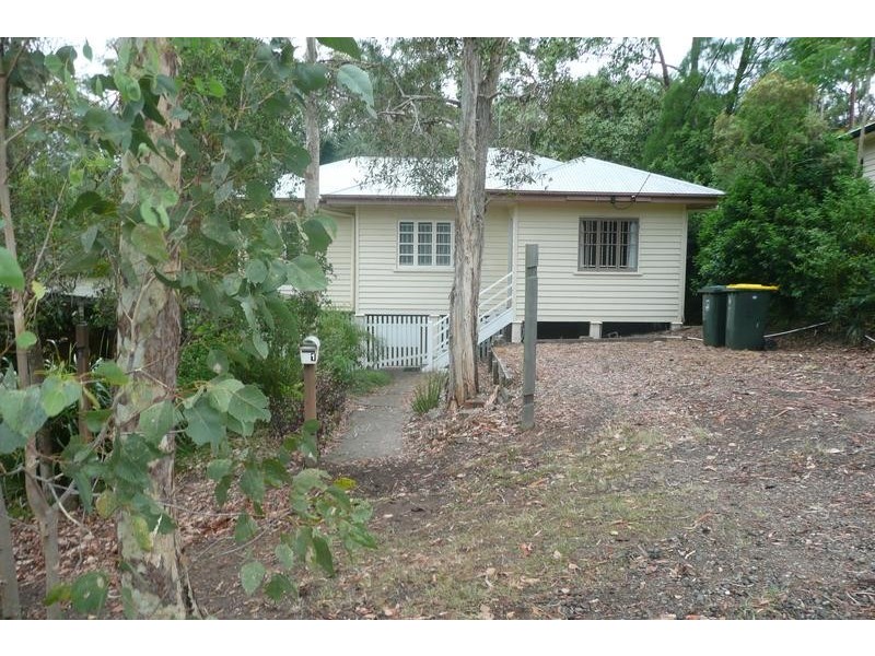 21 Woodstock Avenue, Taringa QLD 4068