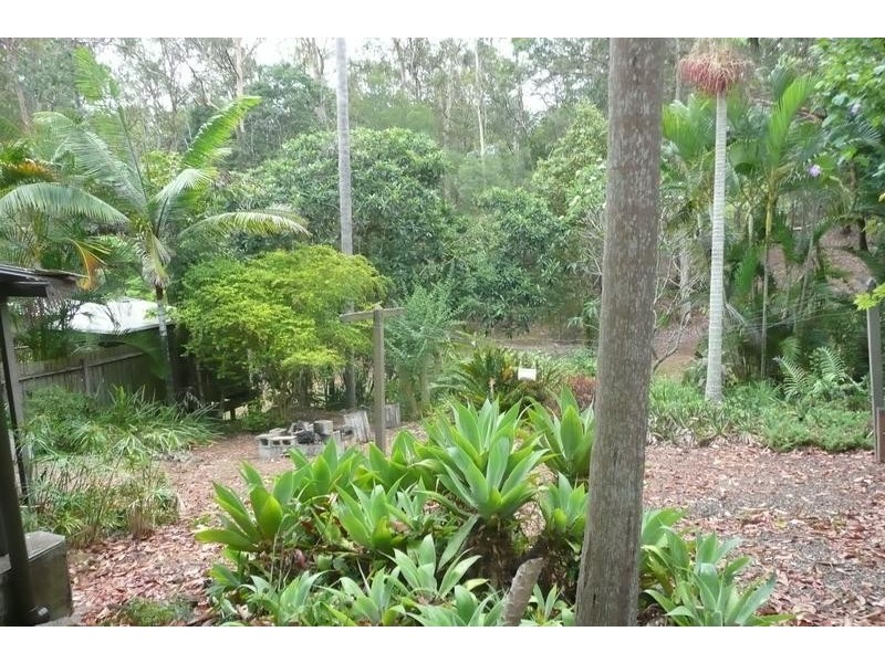 21 Woodstock Avenue, Taringa QLD 4068