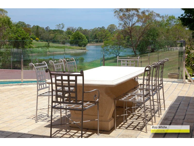 16 Carnoustie Court, Indooroopilly QLD 4068