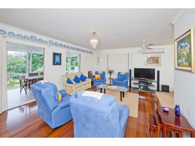 30 Nindethana Street, Indooroopilly QLD 4068