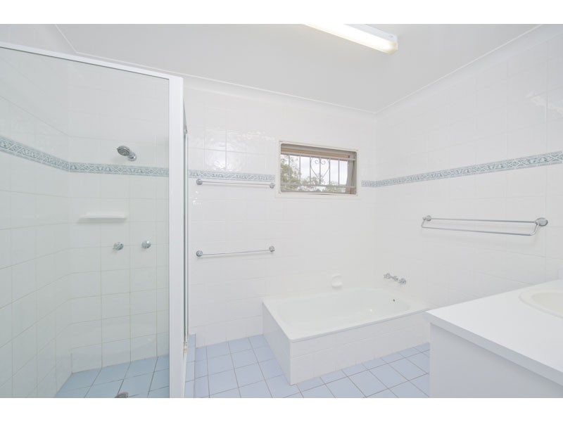 30 Nindethana Street, Indooroopilly QLD 4068