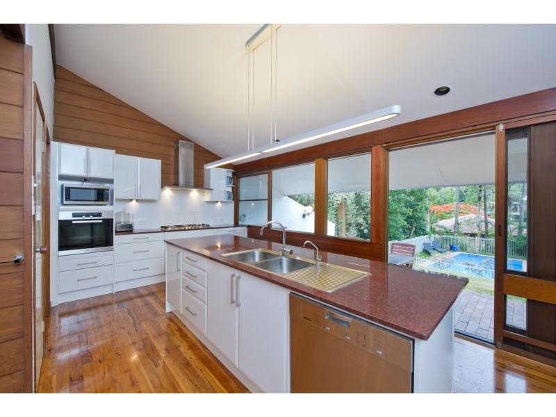 14 Marney Street, Chapel Hill QLD 4069
