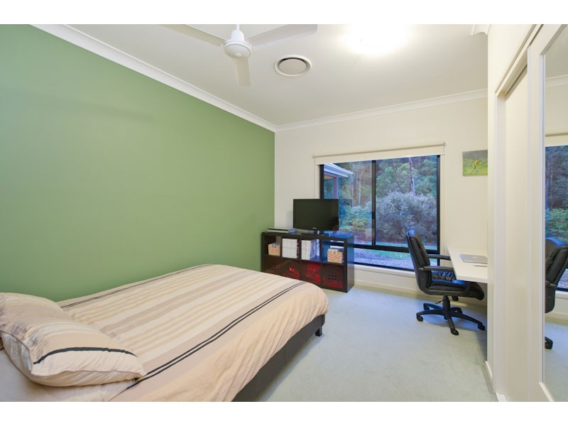 1 Millbrook Drive, Pullenvale QLD 4069