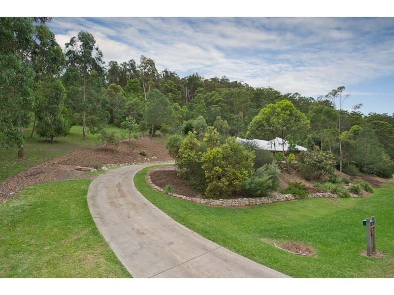 1 Millbrook Drive, Pullenvale QLD 4069