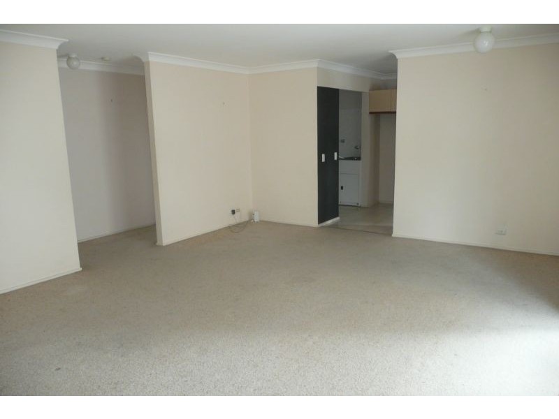 4/58 Underhill Avenue, Indooroopilly QLD 4068