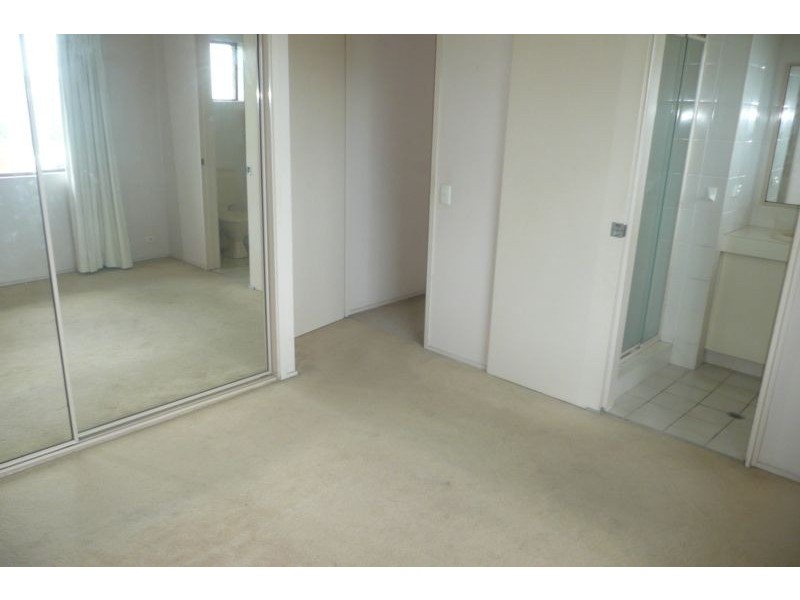 4/58 Underhill Avenue, Indooroopilly QLD 4068