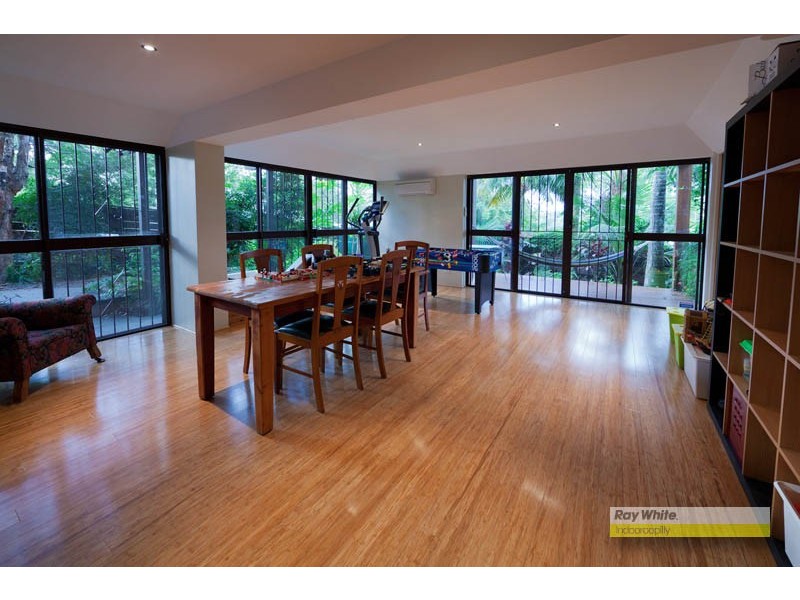 30 Meiers Road, Indooroopilly QLD 4068