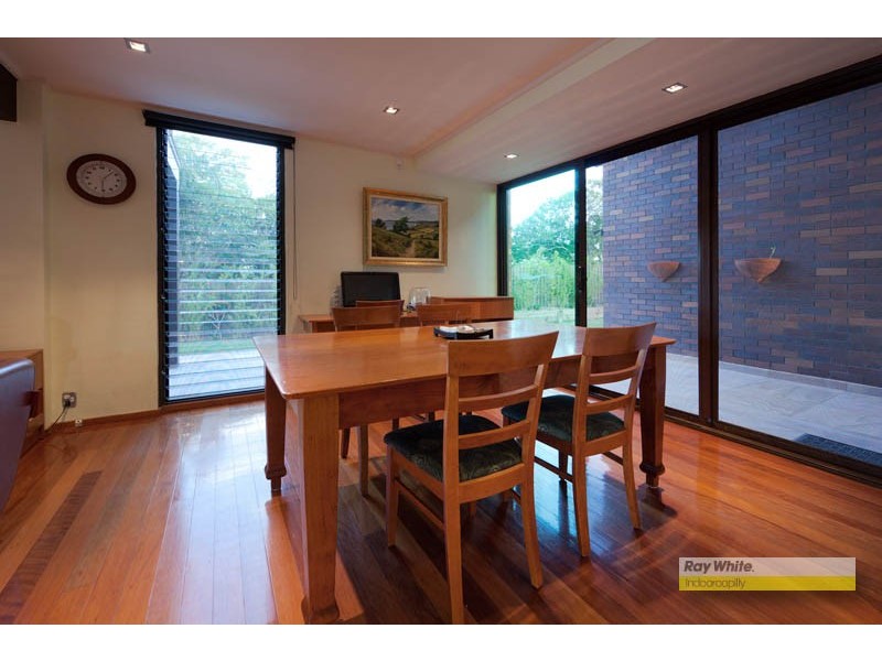 30 Meiers Road, Indooroopilly QLD 4068