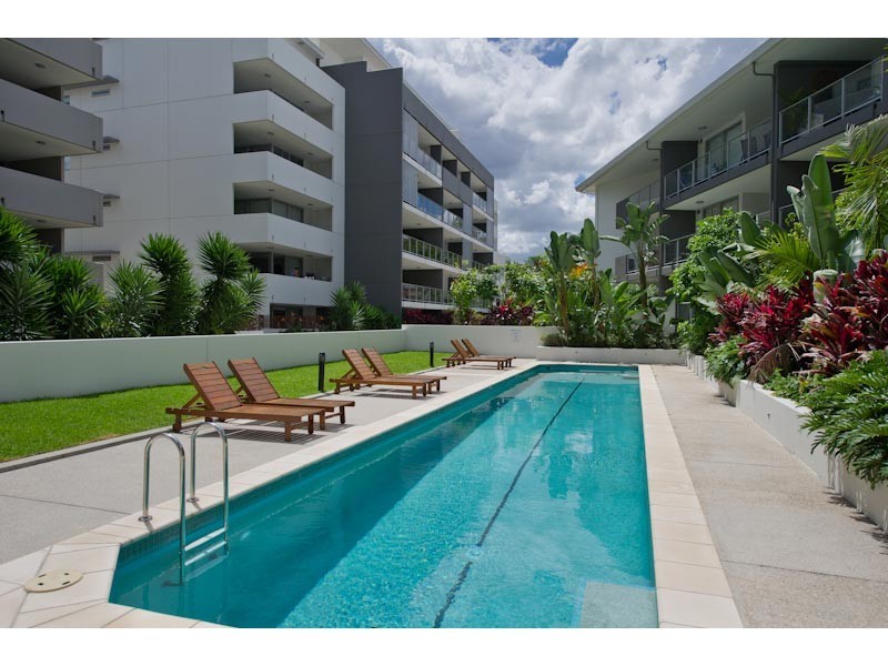1/95 Clarence Road, Indooroopilly QLD 4068
