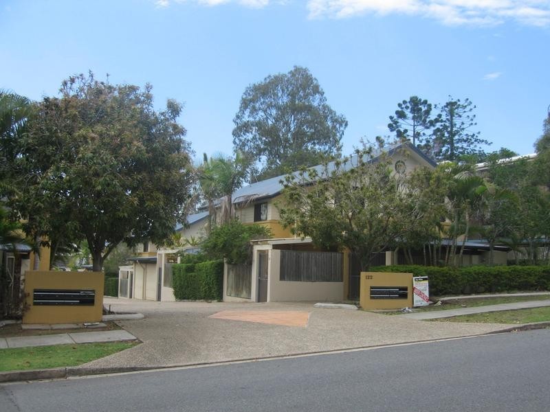 Indooroopilly QLD 4068