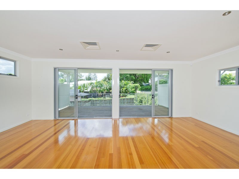 10 Harts Road, Indooroopilly QLD 4068