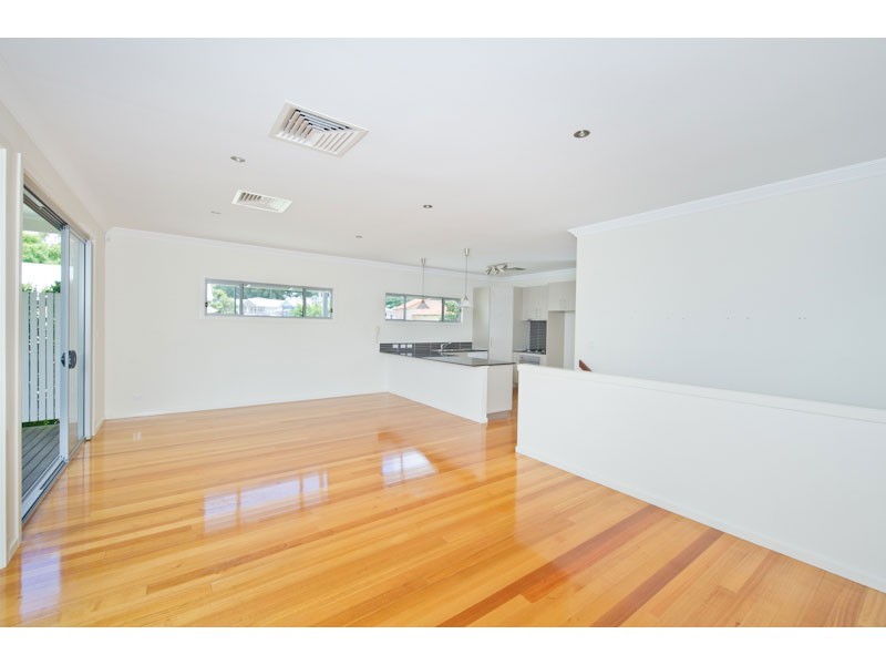 10 Harts Road, Indooroopilly QLD 4068