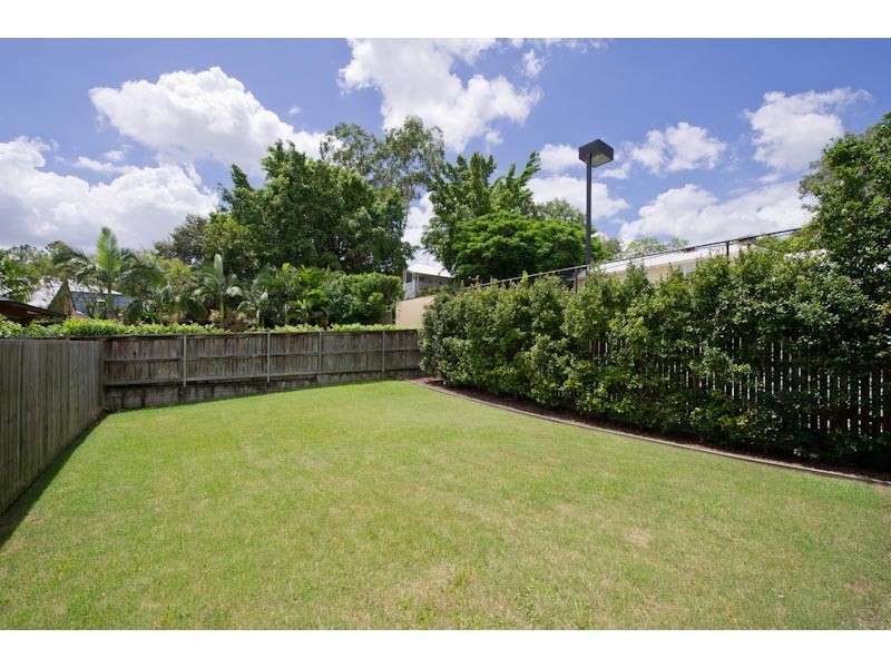 10 Harts Road, Indooroopilly QLD 4068