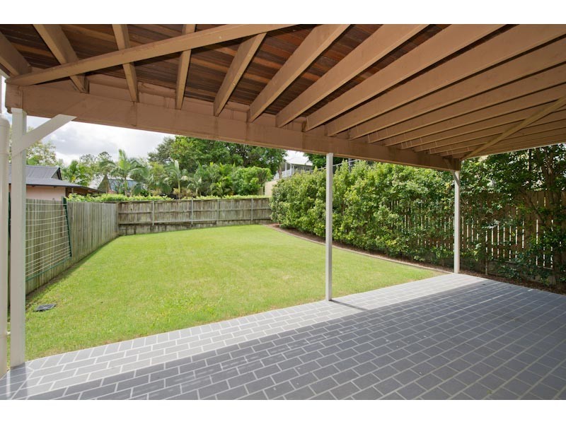 10 Harts Road, Indooroopilly QLD 4068