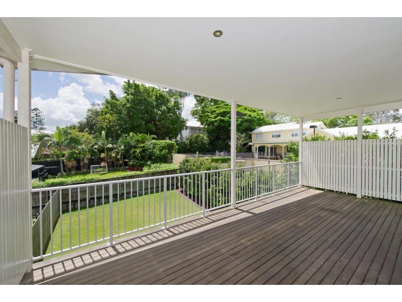 10 Harts Road, Indooroopilly QLD 4068