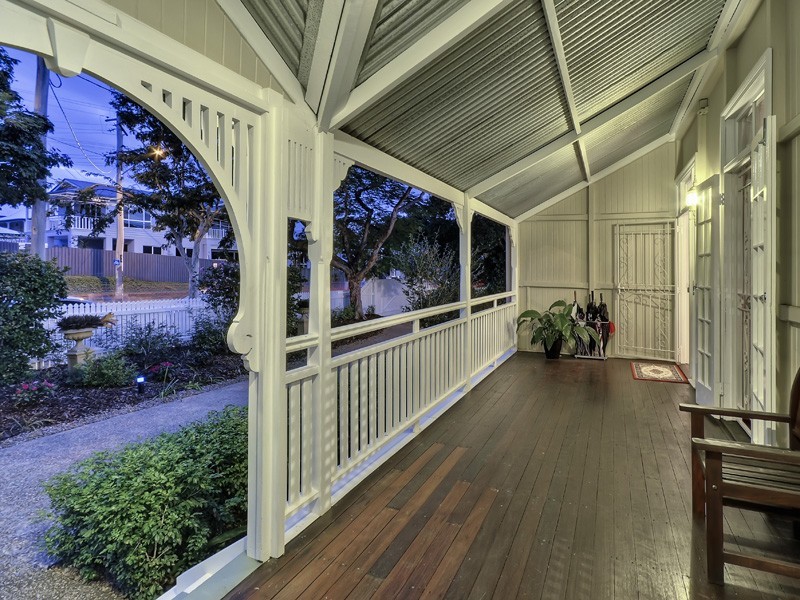 66 Lambert Road, Indooroopilly QLD 4068