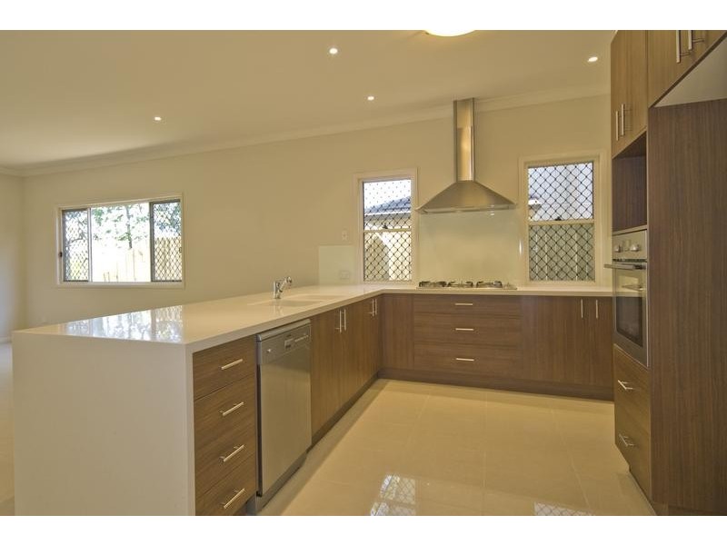 19 Usher Street, Indooroopilly QLD 4068