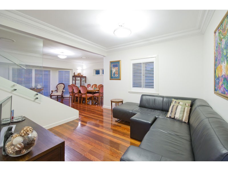 Indooroopilly QLD 4068