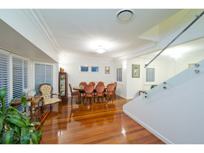 Indooroopilly QLD 4068