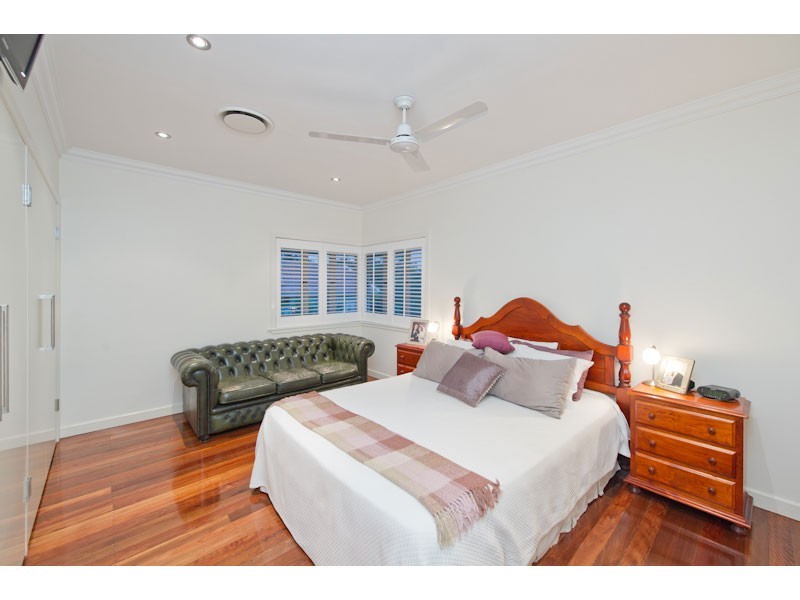 Indooroopilly QLD 4068