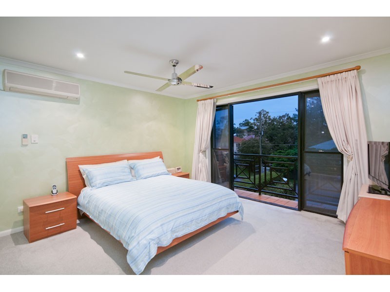 52 Gordon Terrace, Indooroopilly QLD 4068