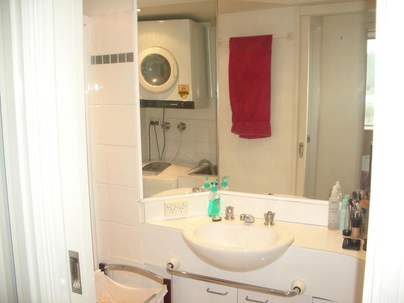 17/22 York Street, Indooroopilly QLD 4068