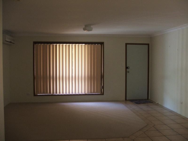 87 Tanglewood Street, Middle Park QLD 4074