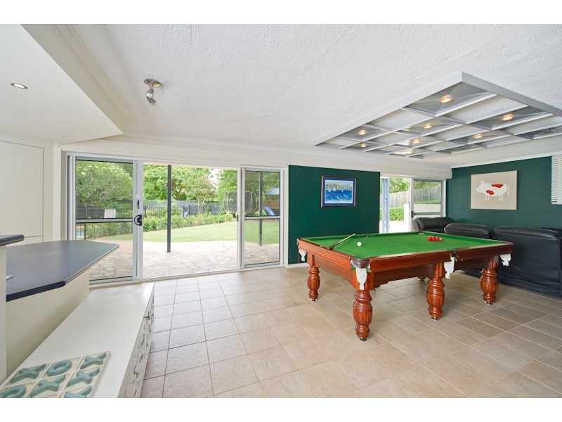 182 Harts Road, Indooroopilly QLD 4068