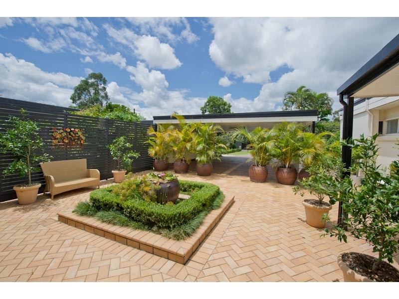 182 Harts Road, Indooroopilly QLD 4068