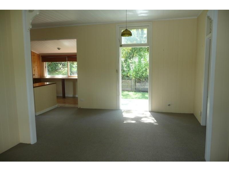 21 Oxford Terrace, Taringa QLD 4068