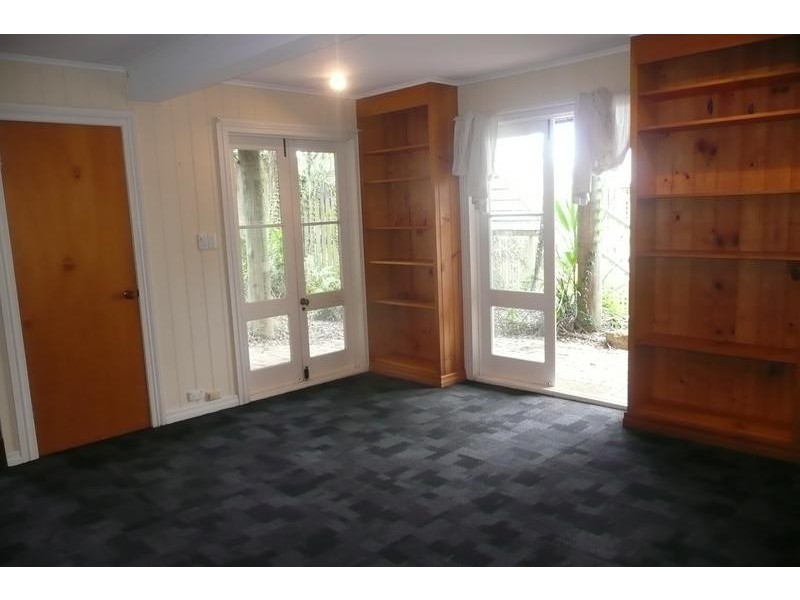 21 Oxford Terrace, Taringa QLD 4068