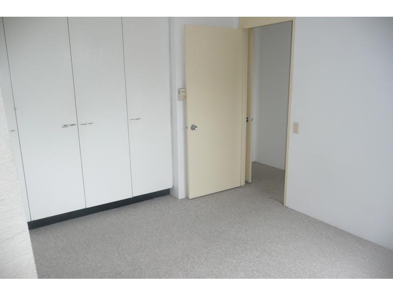 13/138 Clarence Road, Indooroopilly QLD 4068