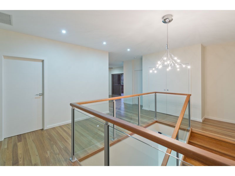 20 Volga Crescent, Indooroopilly QLD 4068