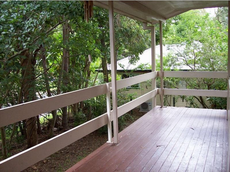 8 Cougar Street, Indooroopilly QLD 4068