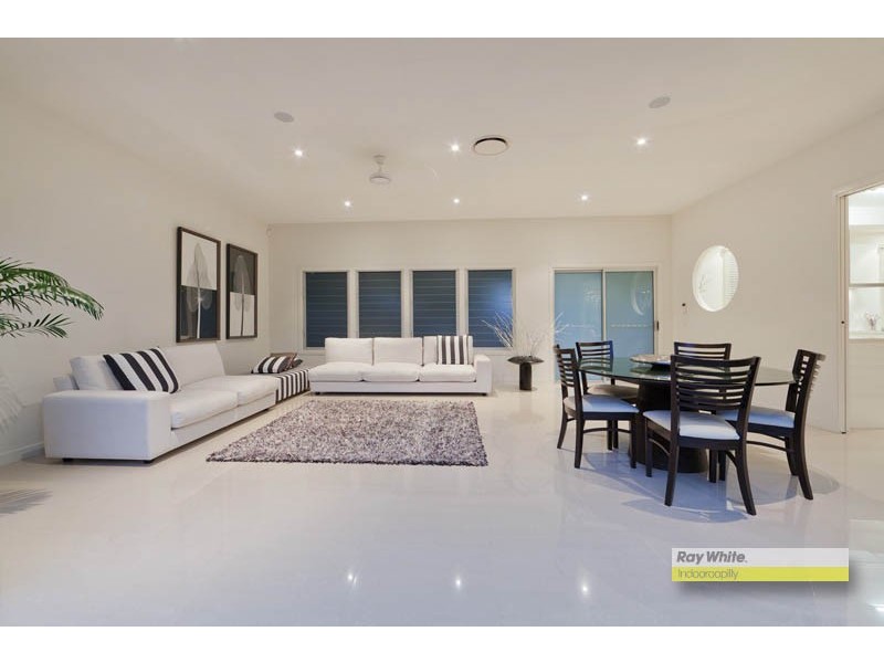 Indooroopilly QLD 4068
