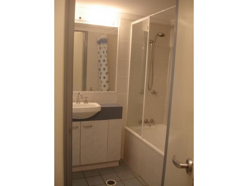 4/44 York Street, Indooroopilly QLD 4068