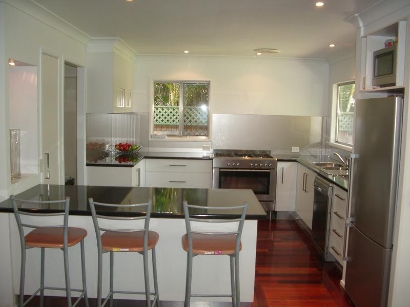 52 Dobell Street, Indooroopilly QLD 4068