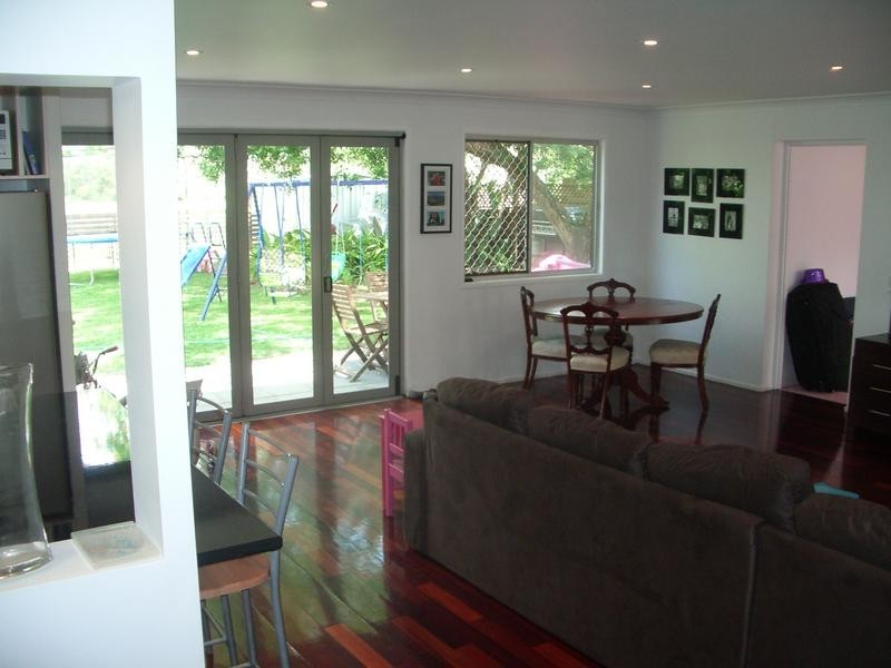 52 Dobell Street, Indooroopilly QLD 4068