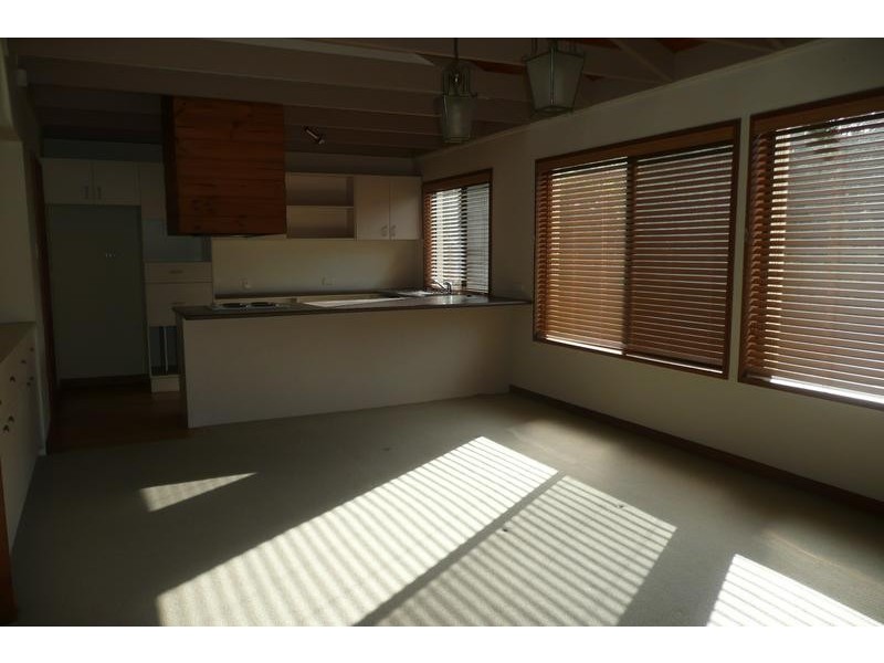 3 Twigg Street, Indooroopilly QLD 4068