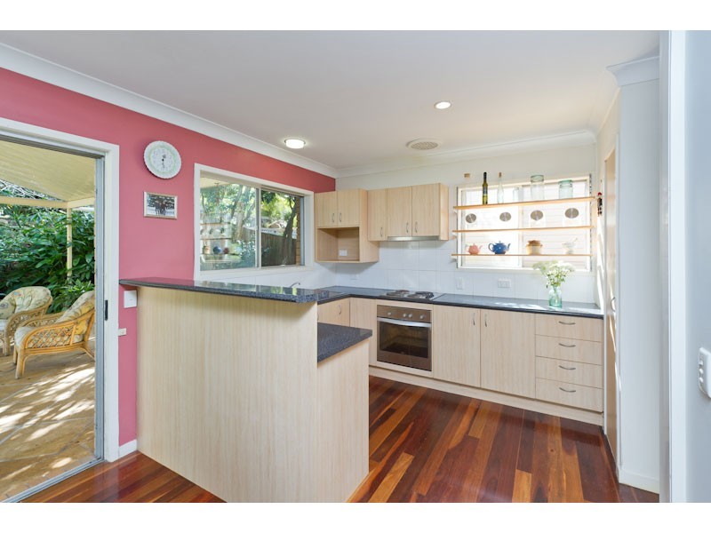 23 Euree Street, Kenmore QLD 4069