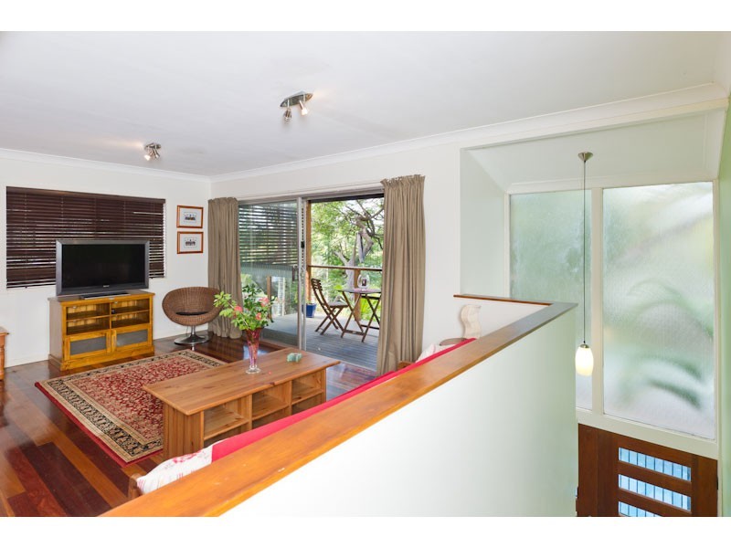 23 Euree Street, Kenmore QLD 4069