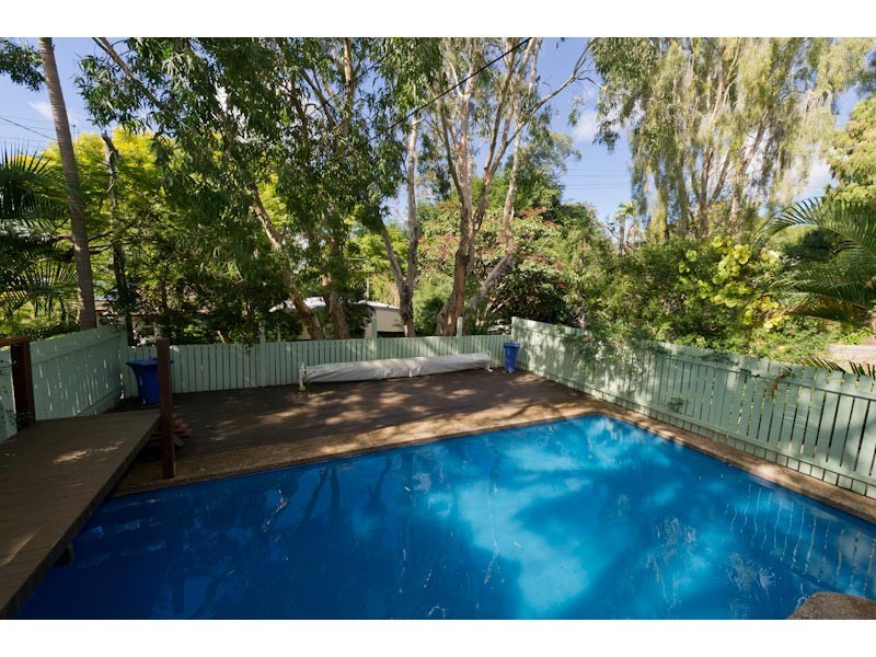 23 Euree Street, Kenmore QLD 4069